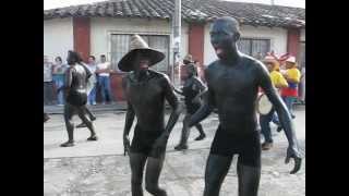 preview picture of video 'Son de Negro bailando en Feria de Bugalagrande'