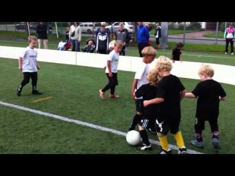 3 manna 6 år 15 10m