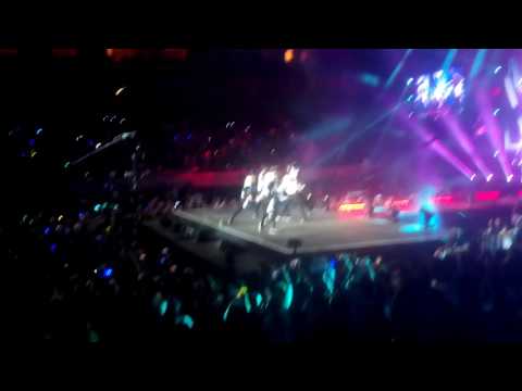 170707 VIXX - On & On @ Super Pop Con (cut)