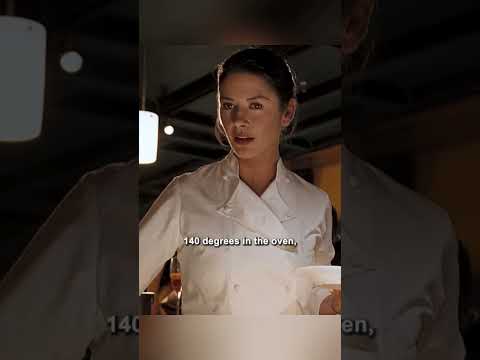 The customer teaches the chef how to cook. 🍳👨🍳