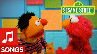 Sesame Street: Play Pat-a-Cake with Elmo