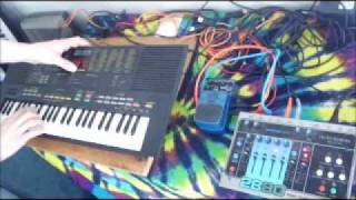Video thumbnail for Yamaha PSS-480 demo of the synthesizer function, plus delay and looper. by SnowMetal