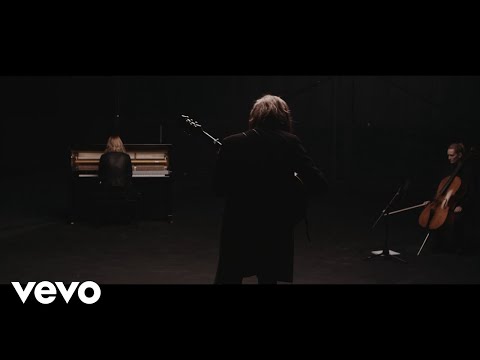 Adam French - Incompatible (Live)