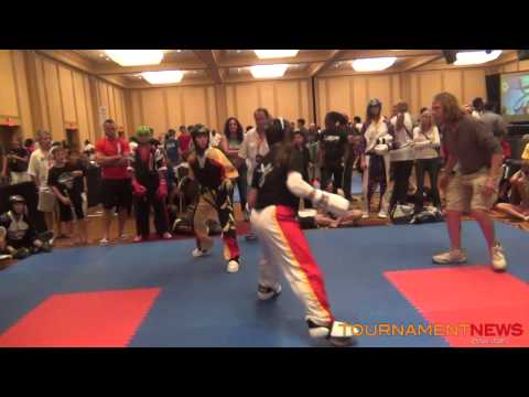 Katie Smith vs Natalia Kley Wiśniewska at Battle of Atlanta 2013