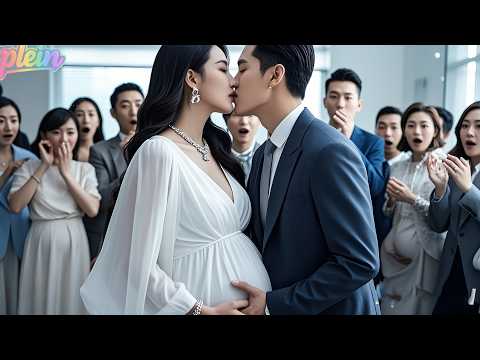 Enceinte embrasse PDG dès son premier jour,sans savoir,il tombe amoureux, est le père de son enfant