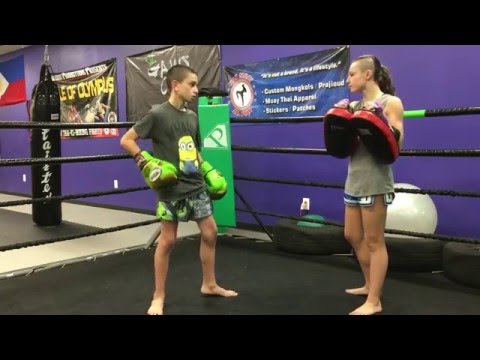 East Side Muay Thai - Breaking Down the Right Middle Kick