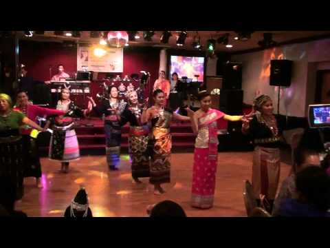 Fon Duong Jai Lao @ LAWA Mother's day celebration