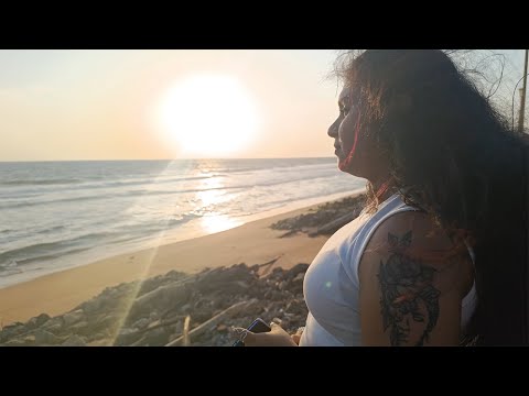 oru kadal kazhicha | Couples in beach | Vaishnavy | Sharun Raj | SR Youtubers |