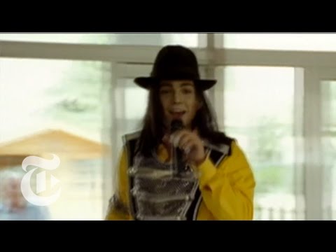 afbeelding 'Mister Lonely' | Critics' Picks | The New York Times