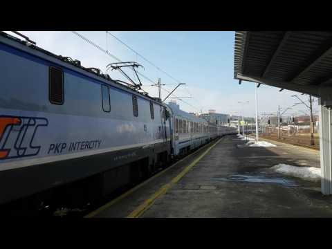 EP09-005 + IC BOZNAŃSKA z Wrocławia Gł. do Przemyśla Gł. wjeżdża na dworzec Rzeszów Główny 17.02.17