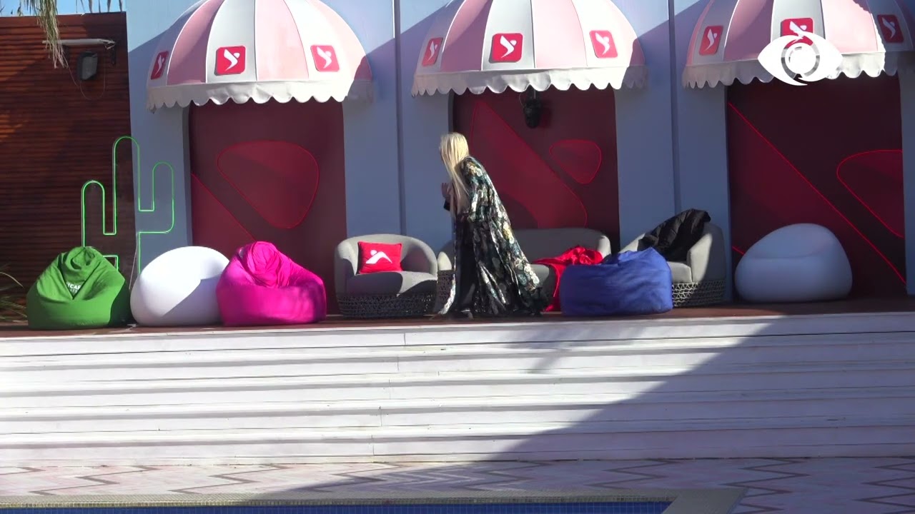 Valbona nis ditën me punë e këngë