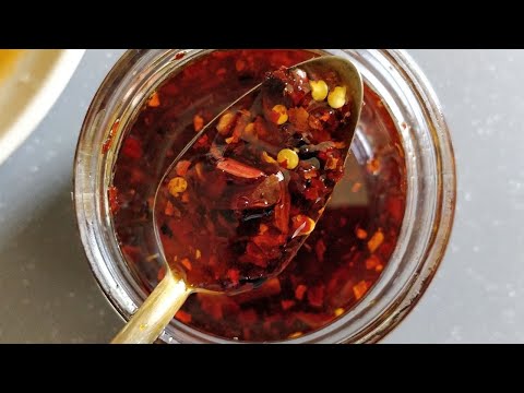 Chilli Oil, How to make Chilli Oil, Flavourful and Aromatic Chilli Oil Recipe, Homemade Chili Oil