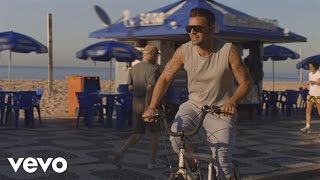 Ricky Martin - Vida (Spanglish Version)