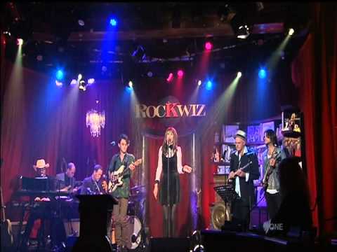 Helen Croome (Gossling) & Jordi Davieson (San Cisco) - Somebody To Love Me (RocKwiz)