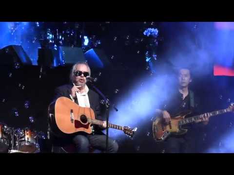 Olympic Song "Imagine" Jeon In Kwon & Shin Yoon Chul(guitar)