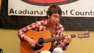 Mo Pitney: 'Come Do A Little Life' Live in the Lobby