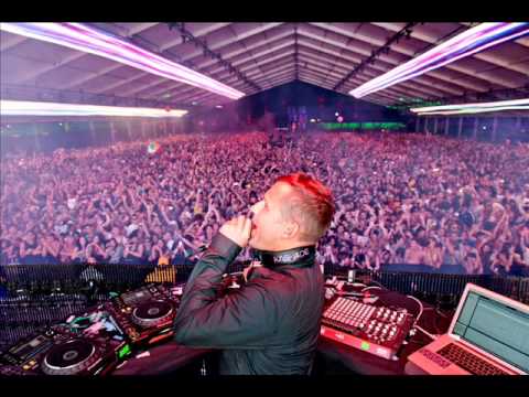 Kaskade vs. Sebastian Ingrosso & Tommy Trash - Eyes Reloaded (Kaskade Mash Up)