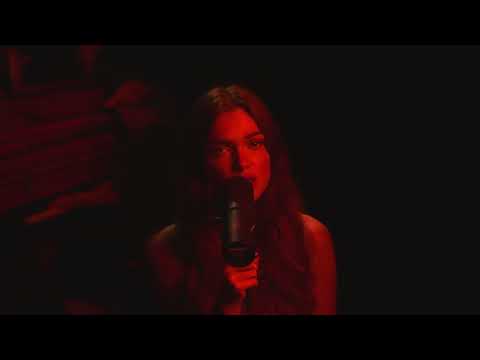 TS Graye - Late Night Feelings (live session)