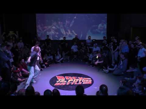 Inox vs Anton Klimat waving  Back to the future battle 2017