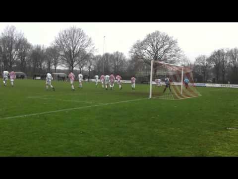 04 DOSL Raven lange aanval schot naast