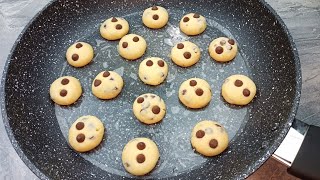 Mini chocolate chip cookies without oven cook in frying pan