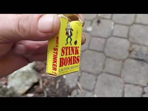 (Fart Bomb) Glass vile classic stink bombs +demo outside