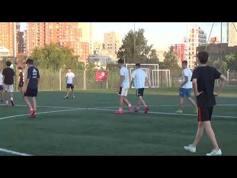 EL BAJO NUÑEZ vs PINK FLOYD   Partido Completo