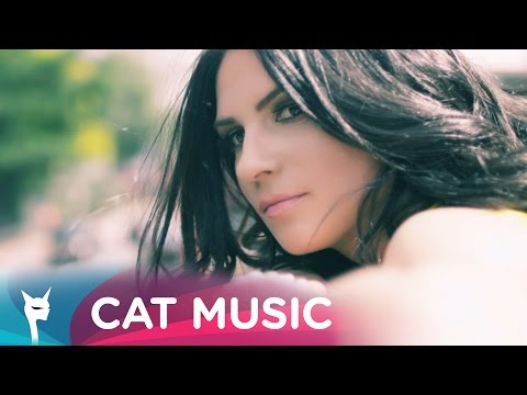 Ellie White - Zi ceva (Official Video)