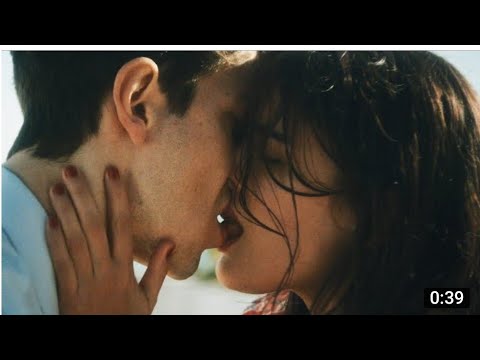 Hache: Season 2 / Kiss Scene — Helena and Ventura (Adriana Ugarte and Marcel Borras)