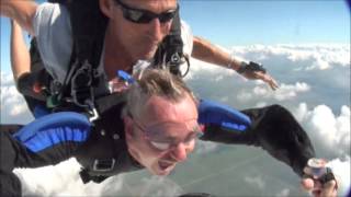 preview picture of video 'SkyDive at Skydive Spaceland Clewiston / FL'