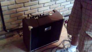Video thumbnail for ACEDO AUDIO 296 COMBO 1x12 - Jackson Tomaz - teste by Jackson Tomaz - Guitartech & Guitarrista