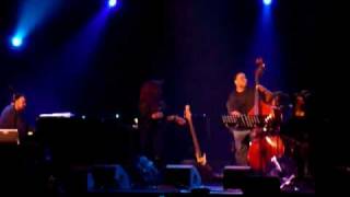 Chaka Khan with George Duke Trio    High Wire  (the aerialist)