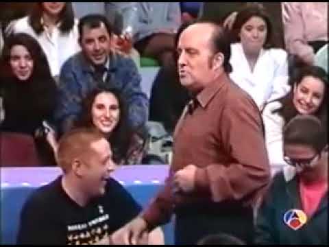 Chiquito de la Calzada - LA EMBARAZADA EN EL BANCO