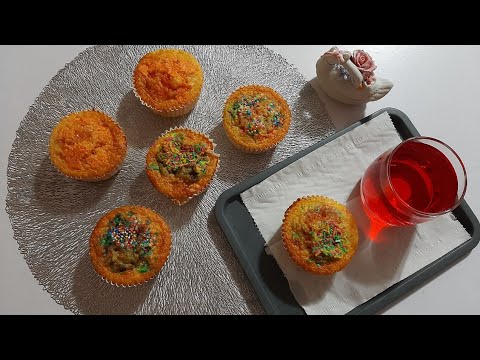 kawthar is making (🥕🥕carrot cupcakes🧁🧁)