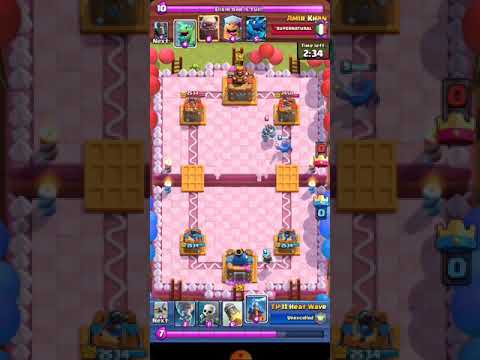 Icebow vs golem Clash Royale!