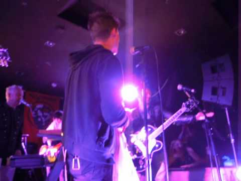 Paul singing Happy Birthday to Eamonn in Clonmel 6/7/12