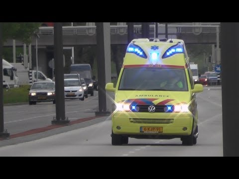 ***Primeur & Versneller*** A1, Silverline Ambulance 03-154 Hoogeveen naar het UMCG