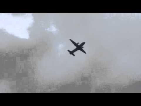 Go around Air Force plane