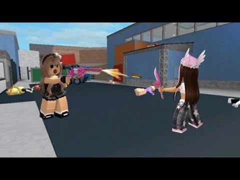 1v1 against @Ari_plays_Roblox-q3c (quick video)