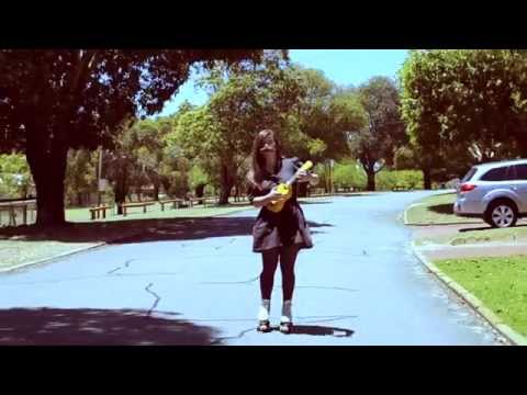 Bookmark - Hannah Mae and the Hoodwinks Official Music Video