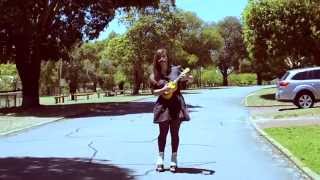 Bookmark - Hannah Mae and the Hoodwinks Official Music Video