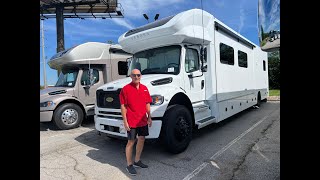 A preview image of the linked video showcasing 2026 Renegade Verona 40VTS