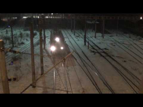 EA572 a depoului Dej Triaj se retrage in triaj Suceava - 13.02.2017