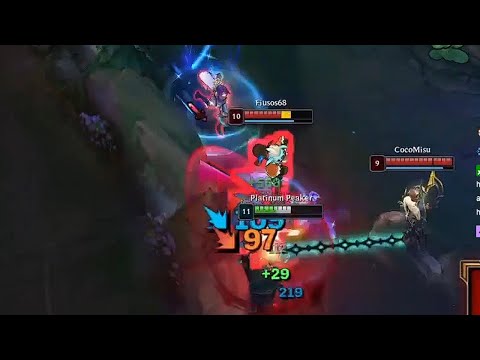 When your team tries to kill the 2/4 Yone