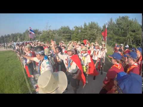 2015 0729 23WSJ  TW15 going to opening ceremony