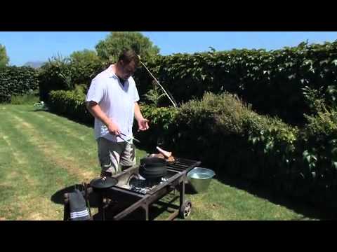 How to Braai – Making a Potjie (Slow Cooking)