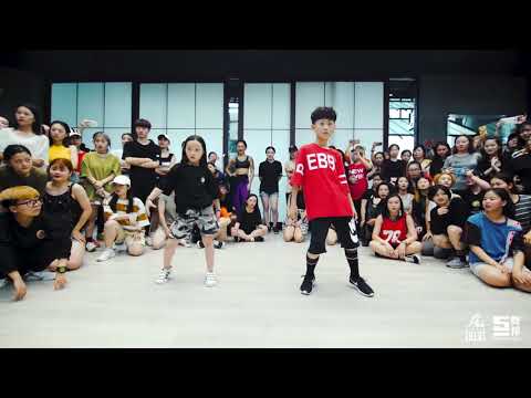 Like a river choreography by kids