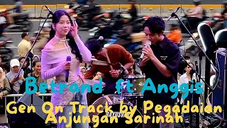 Download lagu Anggis Devaki ft Betrand Putra Onsu 'Percuma ' Gen On Track by Pegadaian At Anjungan Sarinah 10 Okt mp3