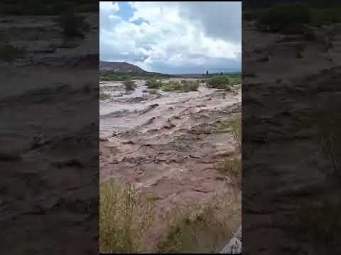 Precaución: crecida del río Hualfín