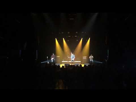 La Chica Toxica LA LUCIOLE